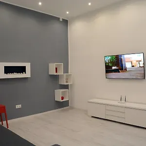  Apartment Kiraly Art